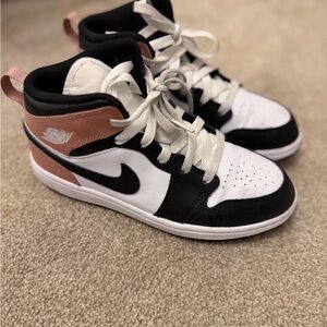 Jordan Kids Black and White Sneakers